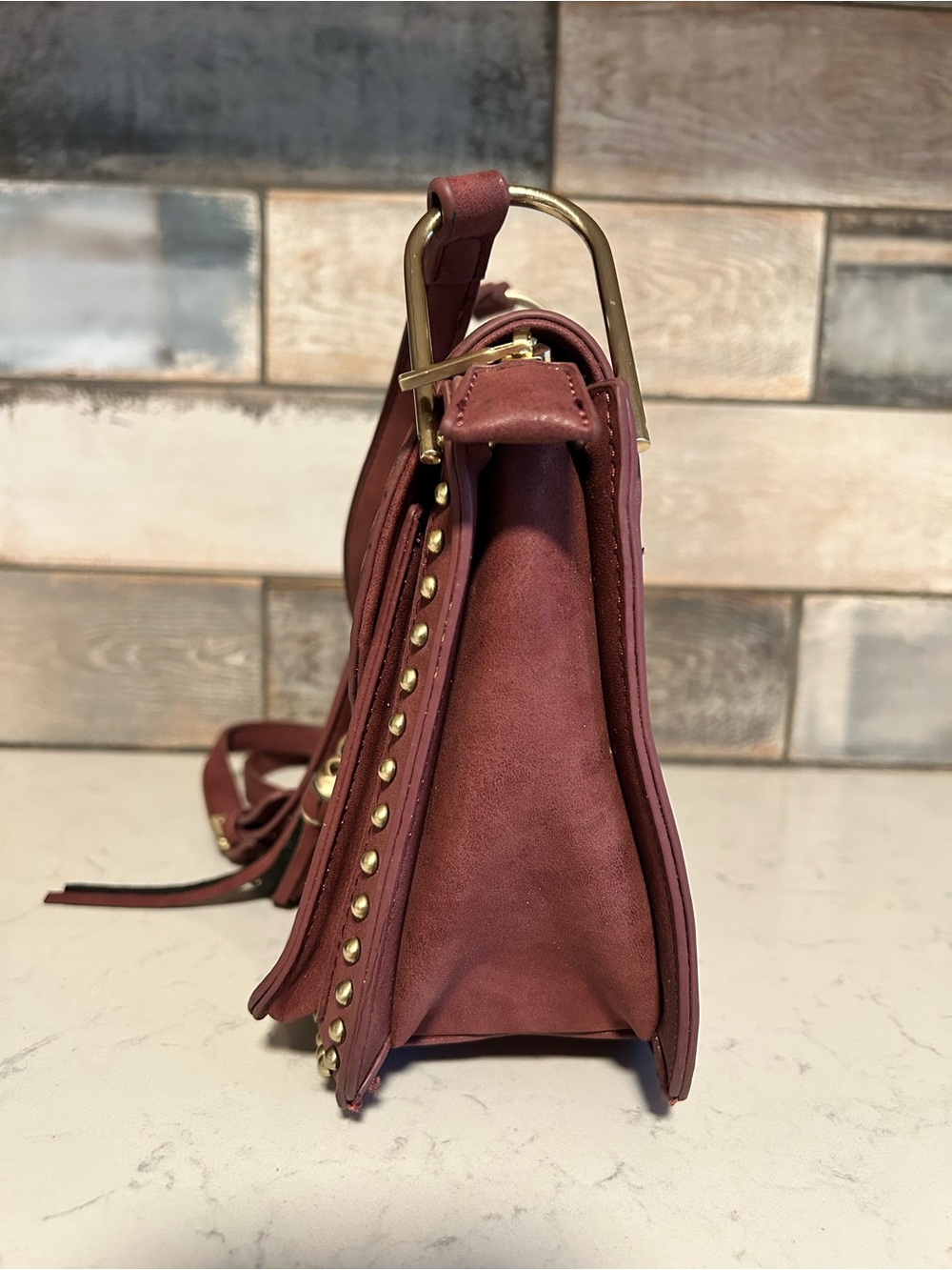 Like New Francesca’s Burgundy Woven Tassel Studded Crossbody Bag - Picture 5 of 14